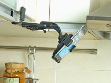 Clip Mount for Smartphone